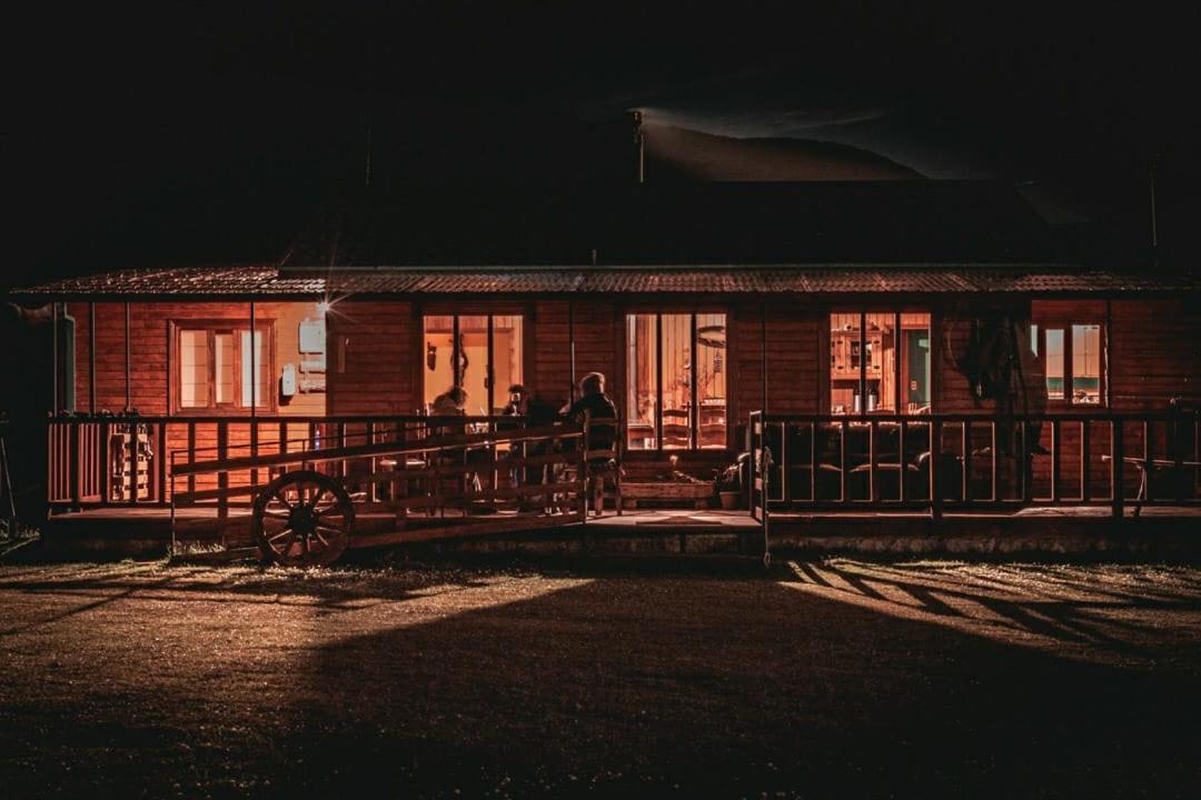 Konkashken Lodge Torres del Paine National Park Exterior photo